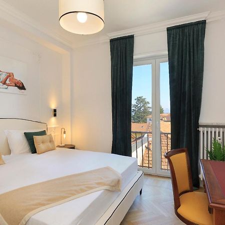 Apartamento Iris Appartement Lesa Buitenkant foto