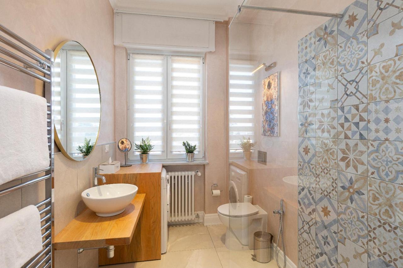Apartamento Iris Appartement Lesa Buitenkant foto